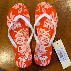 Roxy flip flops